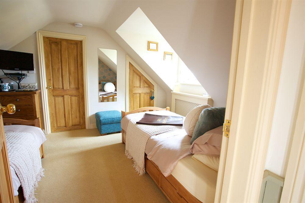 Silverstone Guest House Exterior photo